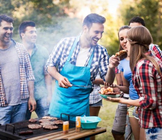 Soñar con barbacoa