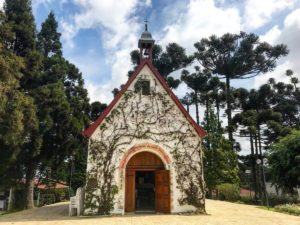 Soñar con capilla