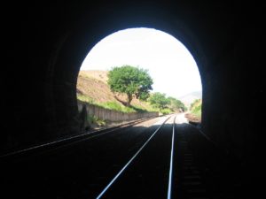 Soñar con túnel